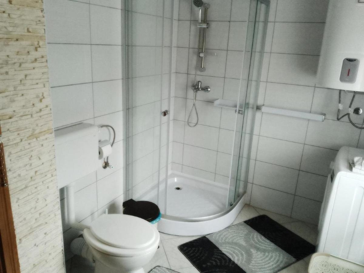 Apartman Josipa Peroj Exterior foto