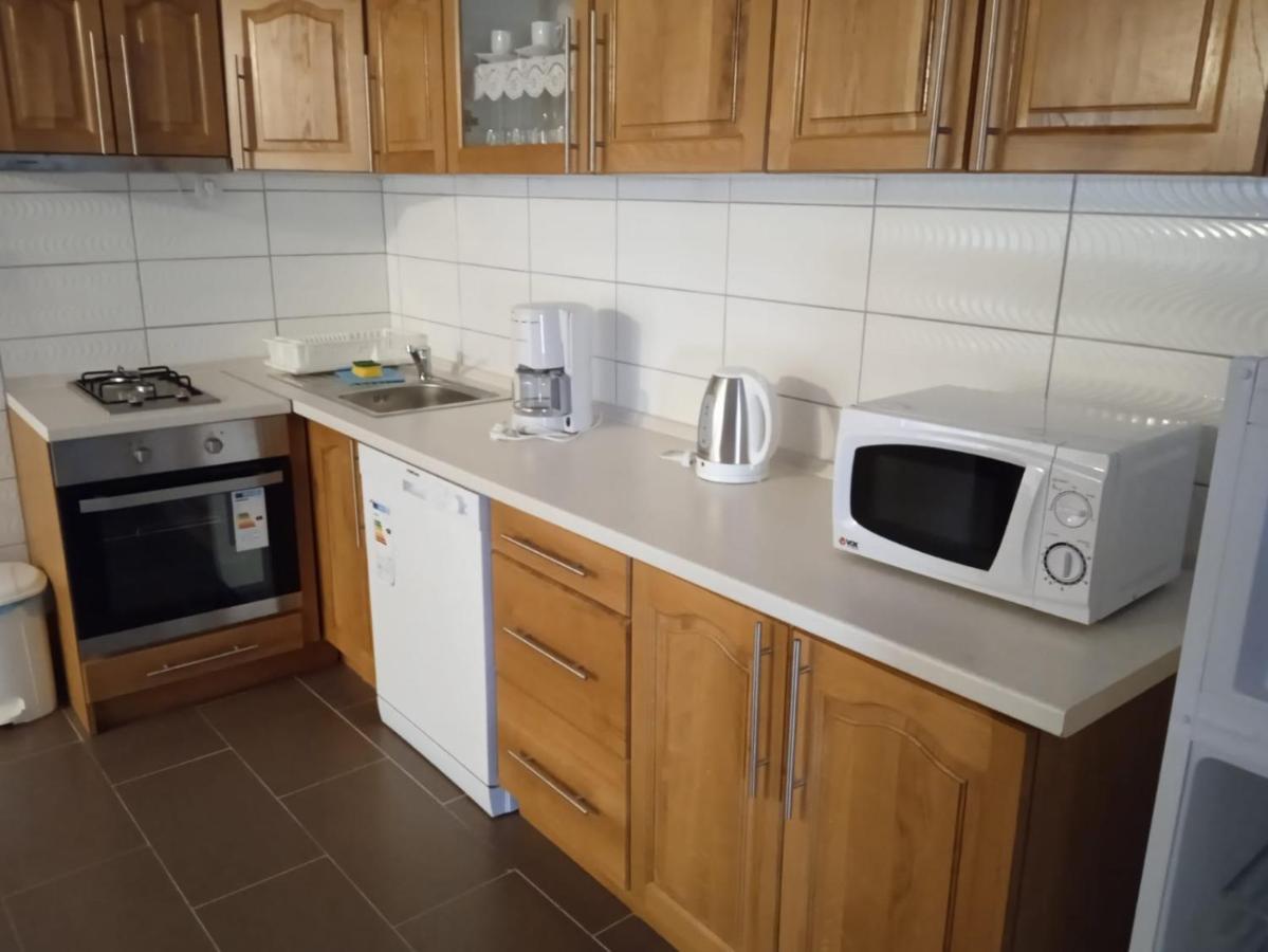 Apartman Josipa Peroj Exterior foto